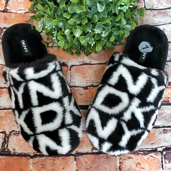 Dkny fur slides best sale